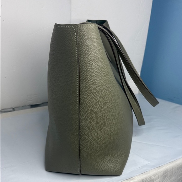 Coach central Sage Green Leather Tote - Picture 5 of 11